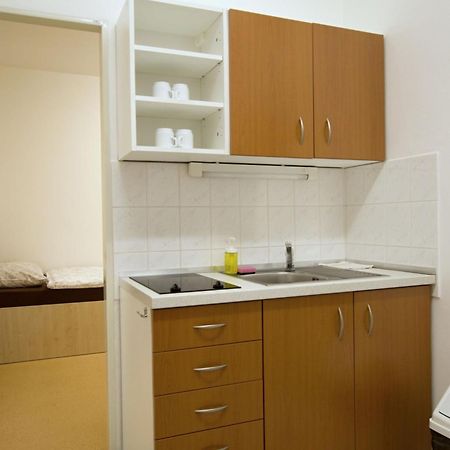 Auberge de jeunesse Tauferovy Koleje à Brno Extérieur photo